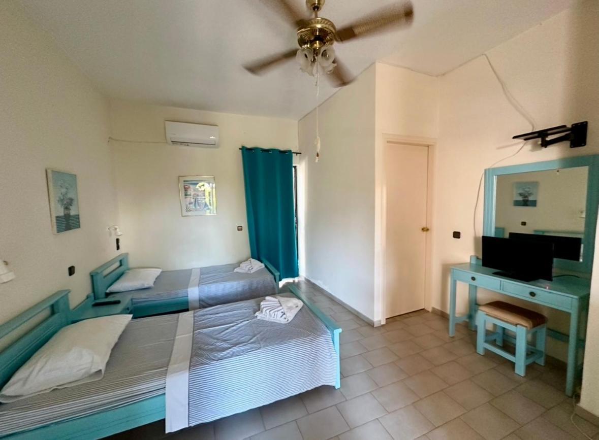 Chorafakia Tersanas Beach Apartments מראה חיצוני תמונה